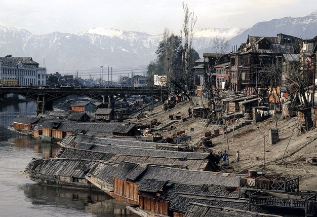 SRINAGAR