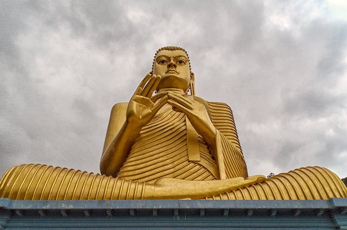 SL_Triangle_Dambulla_001